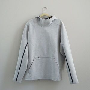 Men’s Lululemon Pullover